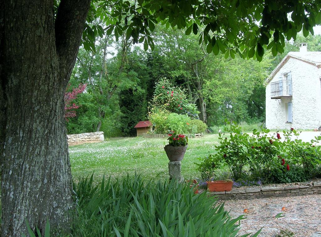 Le Colombier Bed & Breakfast Вилньов-сюр-Ло Екстериор снимка